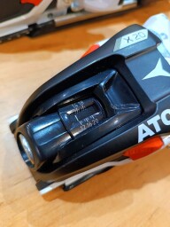 ZJAZDOVÉ RACE SENIORSKÉ VIAZANIE ATOMIC X20 EGA RACE